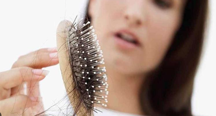 Ngủ mơ thấy rụng tóc là điềm lành hay dữ, đánh đề số mấy? – KUBET Kubet77